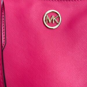Michael Kors Fuchsia Shoulder Bag